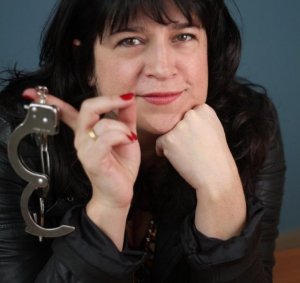 E-L-James-fifty-shades-trilogy-30912994-960-906 (640x604)